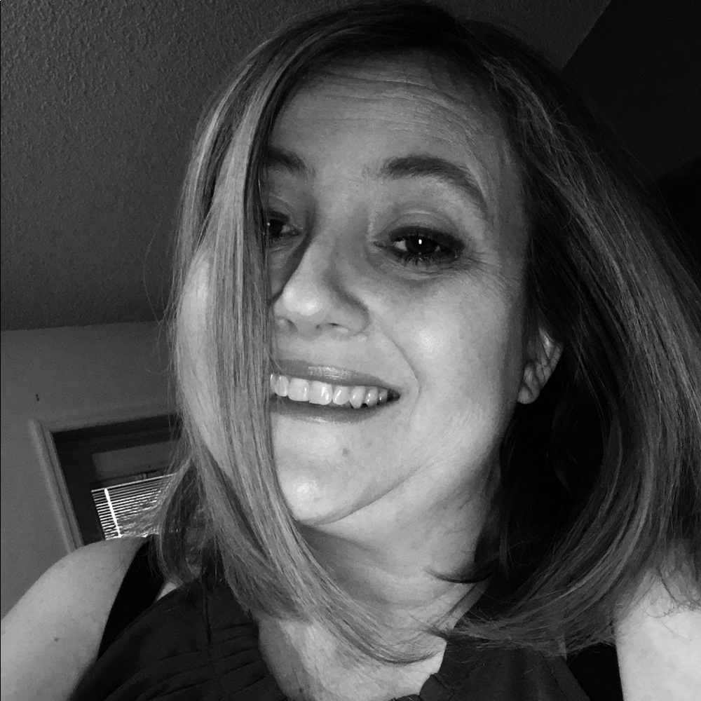 Meet your Posher, Lori